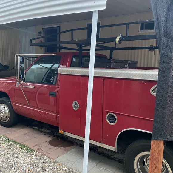 2000 Chevy - Picture 3 of 3